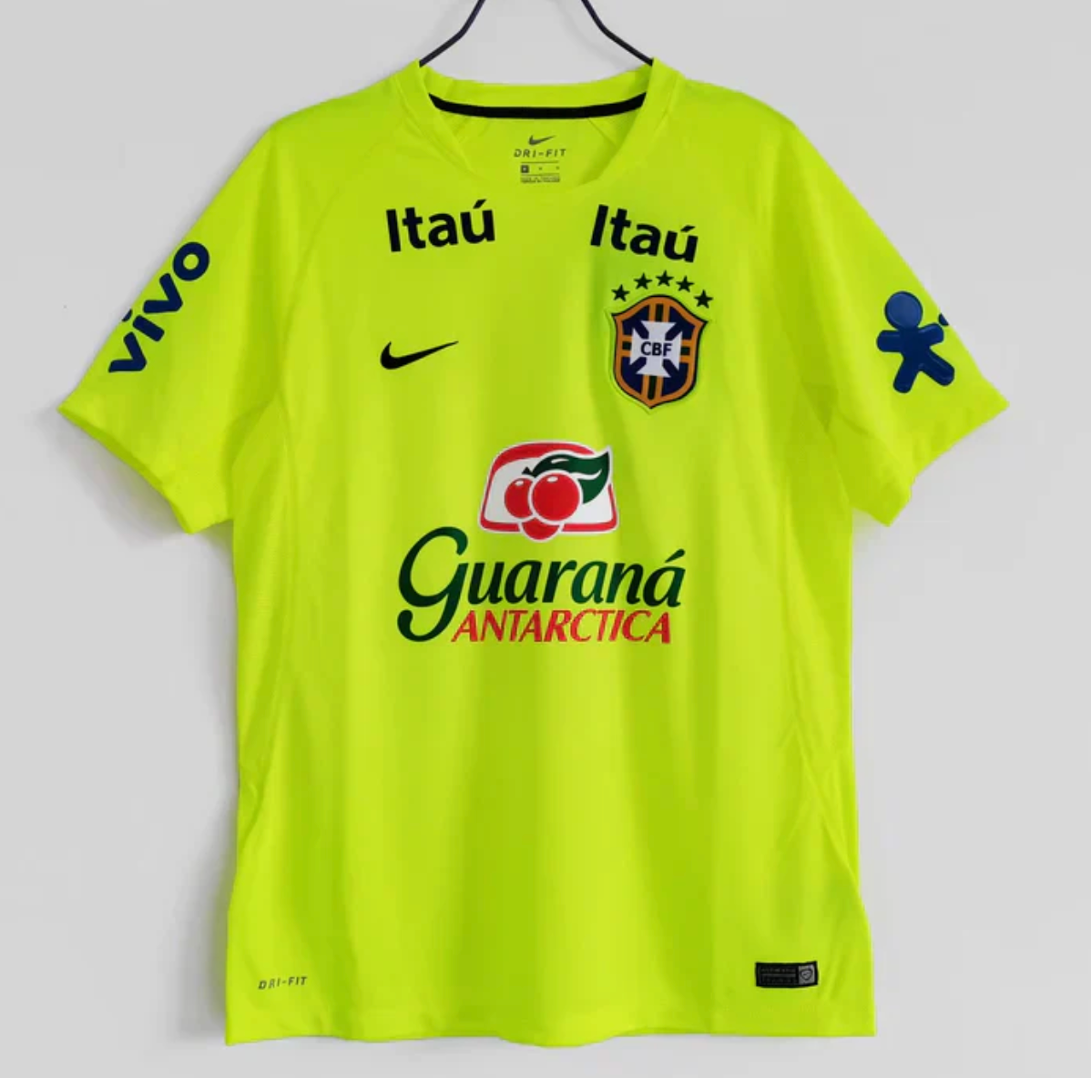 BRAZIL 2013/2014 TRAINING KIT
